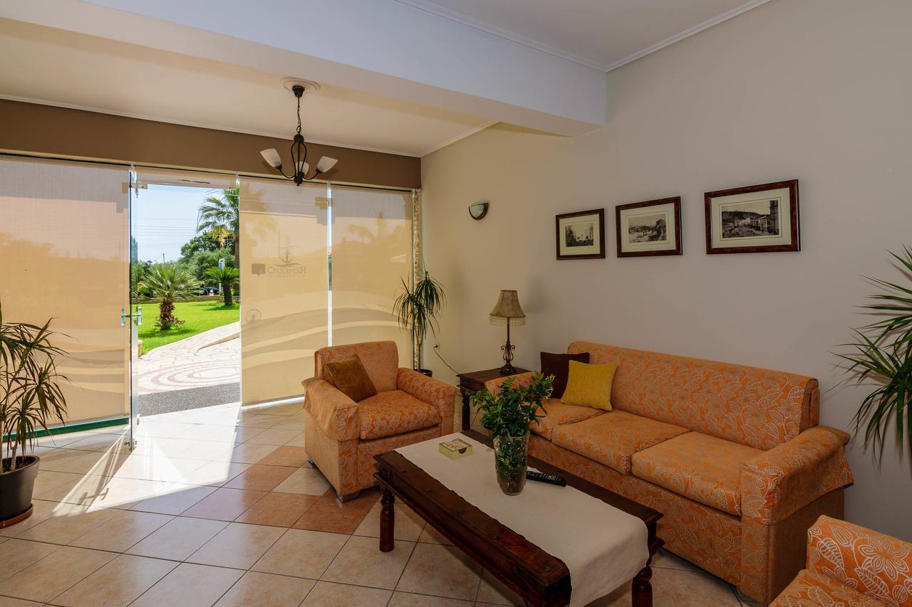 Remezzo Studios & Apartments Amoudi Bagian luar foto