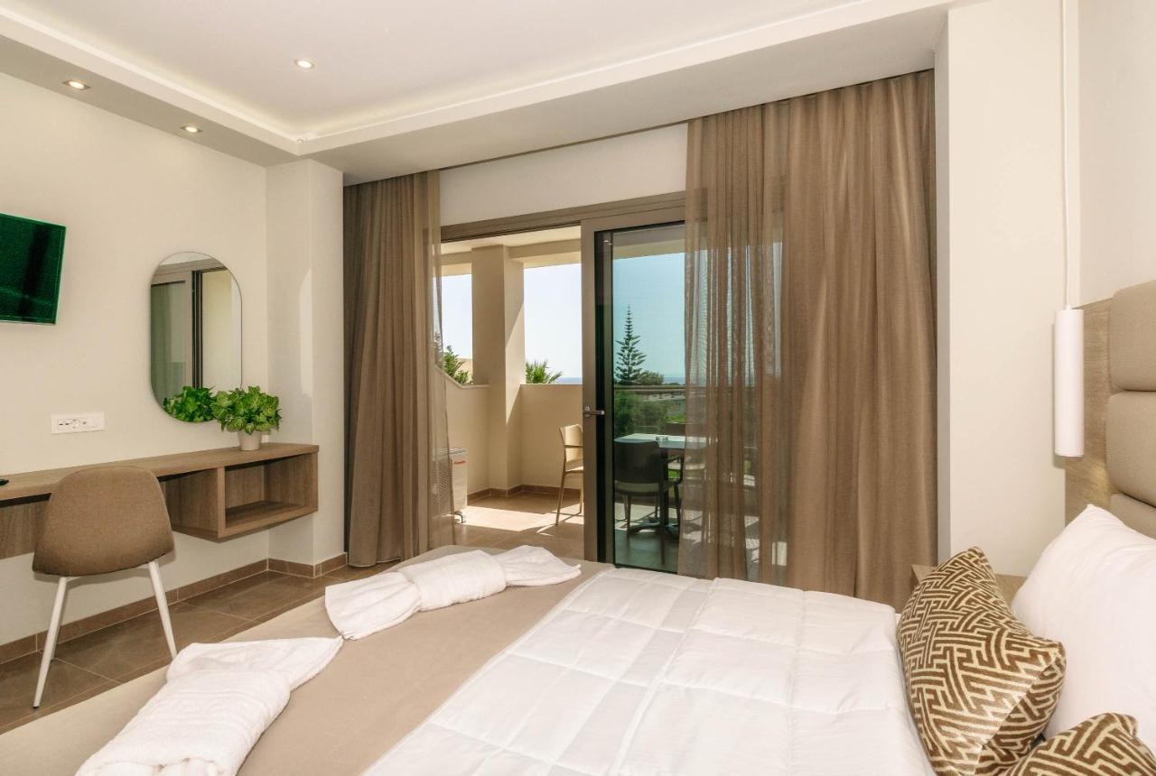 Remezzo Studios & Apartments Amoudi Bagian luar foto