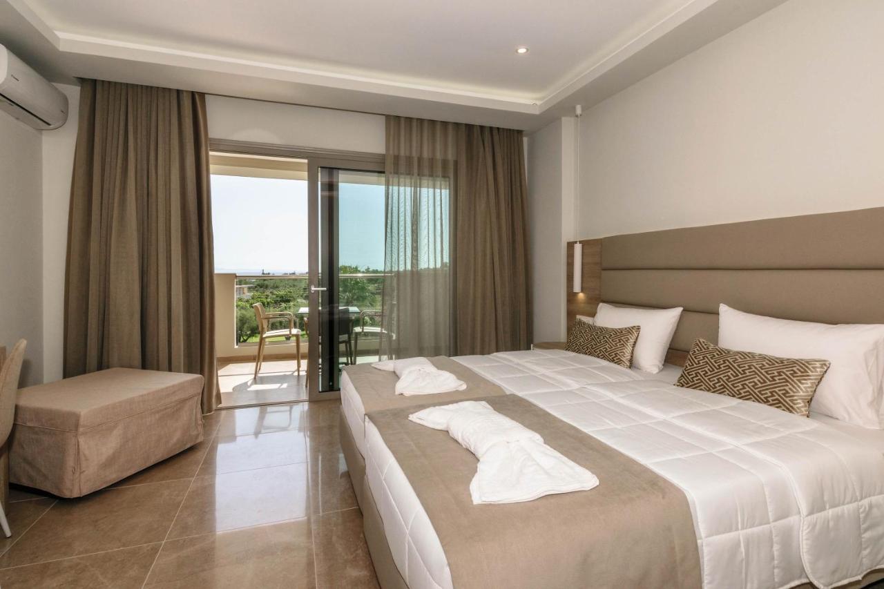 Remezzo Studios & Apartments Amoudi Bagian luar foto